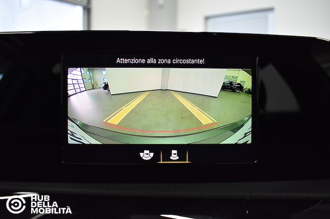 MERCEDES-BENZ A 180 d Automatic Sport